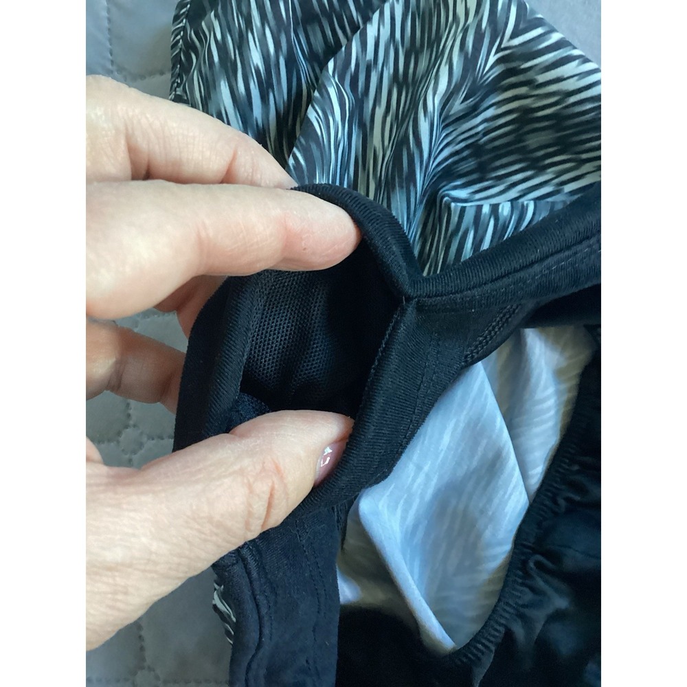 Nike Dri Fit Women‎ Size Med Running Shorts - Picture 7 of 9
